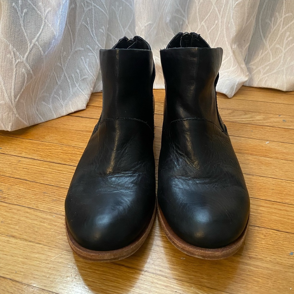 Korkease Ryder Women’s Bootie size 9 black leather